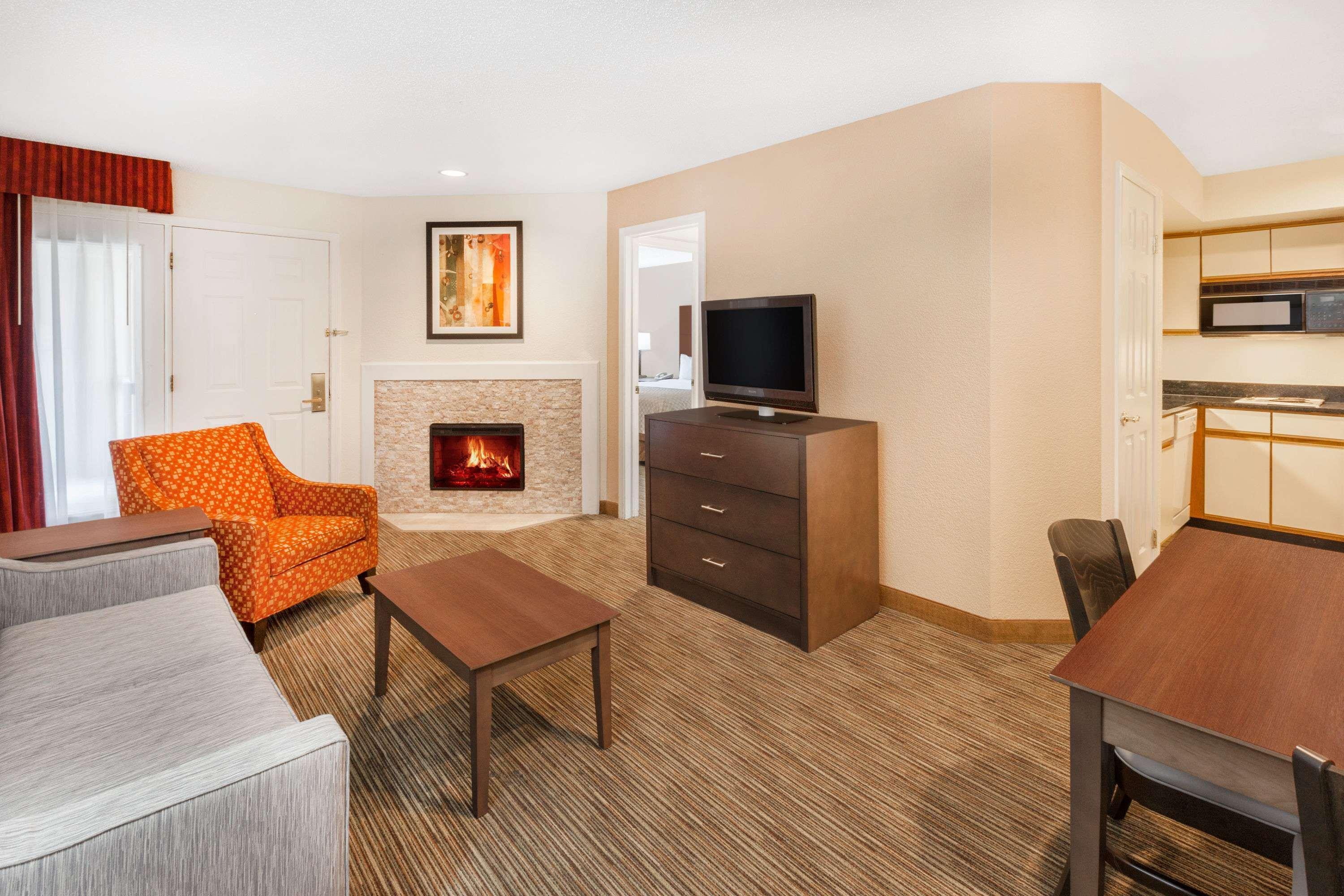 Affordable Suites Of America Detroit-Warren Kültér fotó