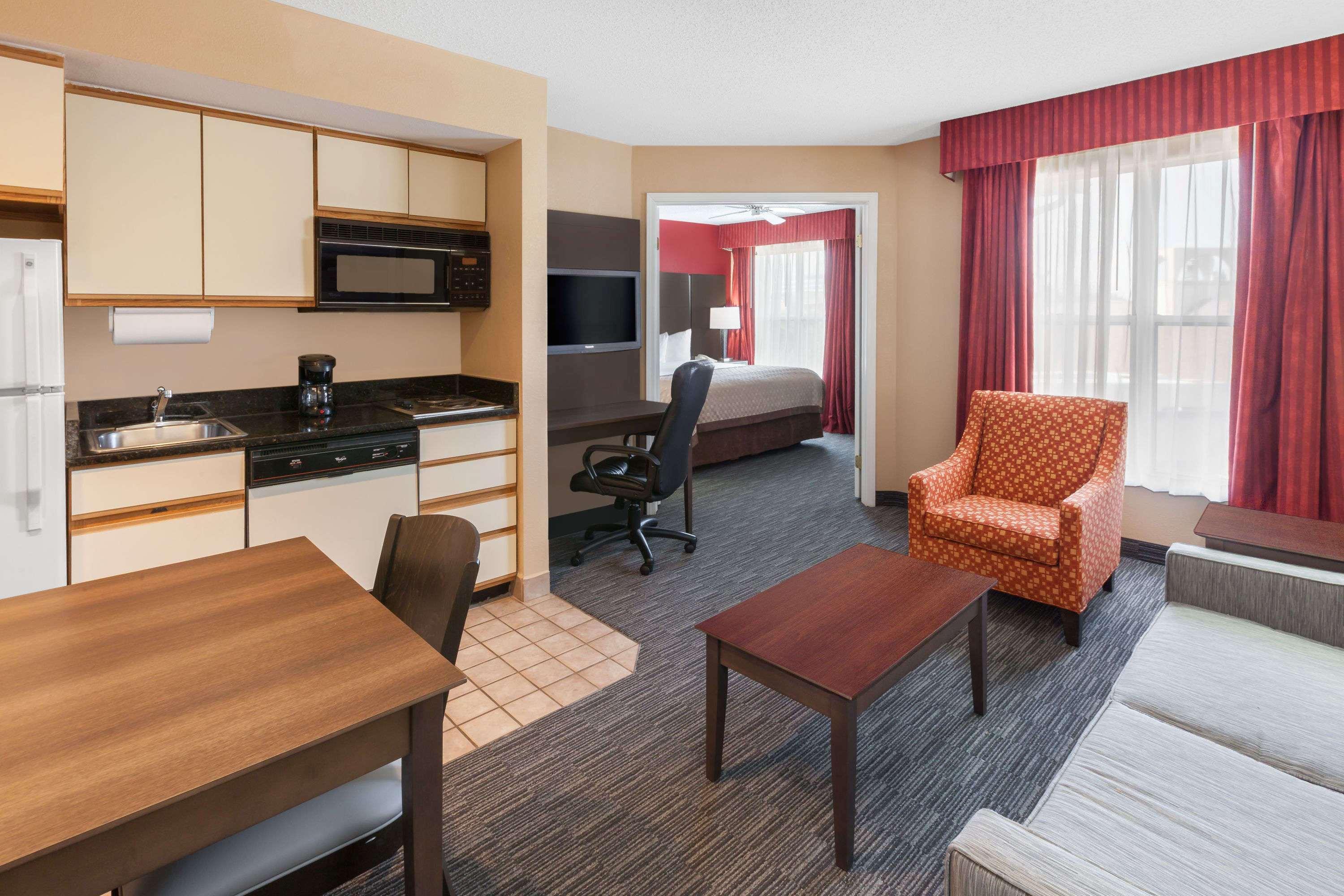 Affordable Suites Of America Detroit-Warren Kültér fotó